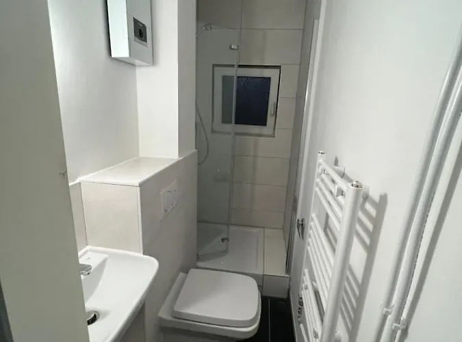 Monteurzimmer * 뒤스부르크